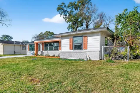 5707 Lyndhurst Drive Houston TX 77033
