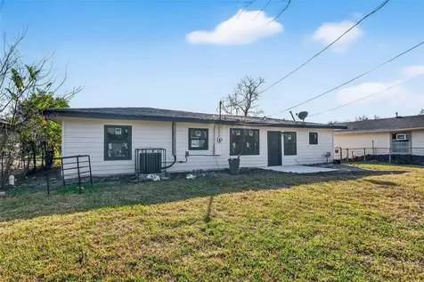 5707 Lyndhurst Drive Houston TX 77033