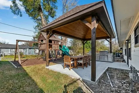5707 Lyndhurst Drive Houston TX 77033