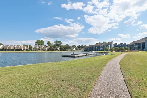 12600 Melville Drive 318b Montgomery TX 77356