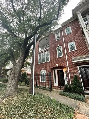 1040 La Rue Street Houston TX 77019