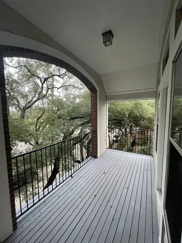 1040 La Rue Street Houston TX 77019