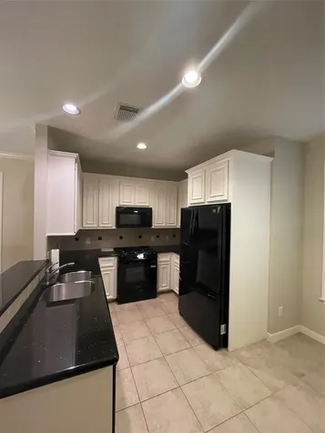 1040 La Rue Street Houston TX 77019