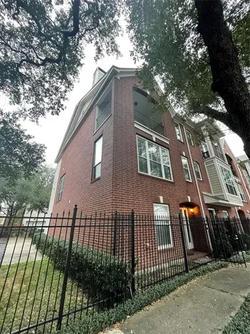 1040 La Rue Street Houston TX 77019