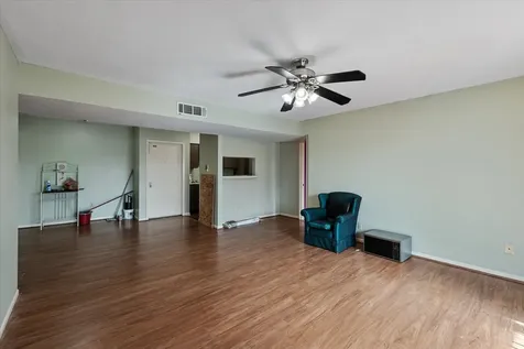 8517 Hearth Drive 36 Houston TX 77054