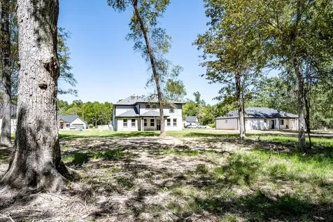 816 County Road 6609 Dayton TX 77535