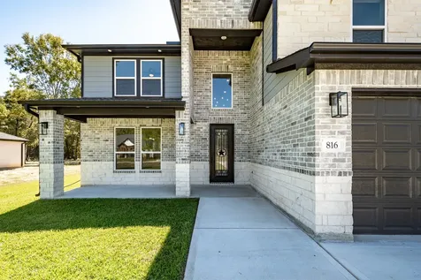 816 County Road 6609 Dayton TX 77535