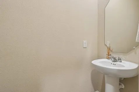 6110 Carpenters Cove Lane Houston TX 77049