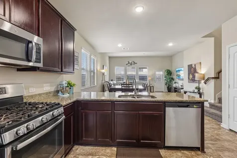 6110 Carpenters Cove Lane Houston TX 77049