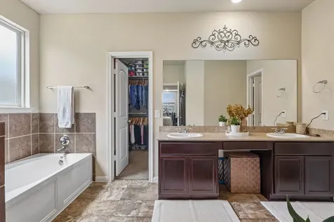 6110 Carpenters Cove Lane Houston TX 77049