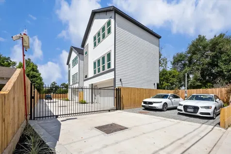 6343 W Montgomery Road Houston TX 77091