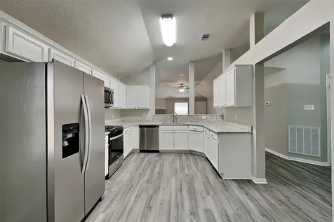 12234 Innisfall Circle Tomball TX 77377