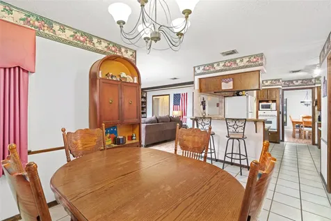 357 W Castle Harbour Drive Friendswood TX 77546