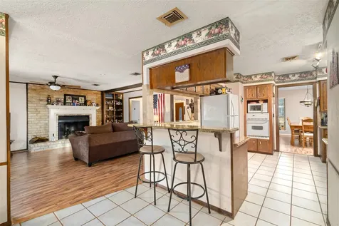 357 W Castle Harbour Drive Friendswood TX 77546