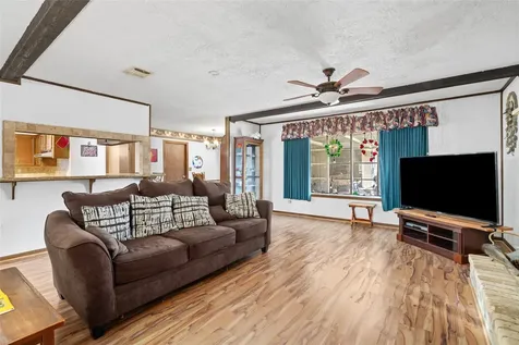 357 W Castle Harbour Drive Friendswood TX 77546