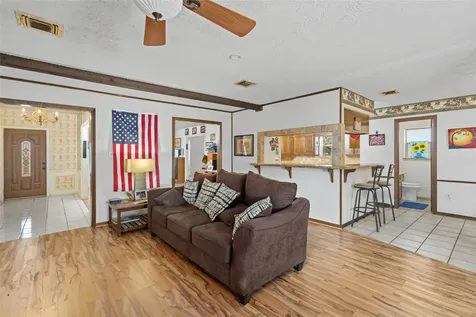 357 W Castle Harbour Drive Friendswood TX 77546