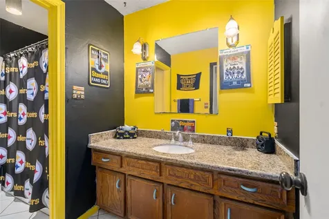 357 W Castle Harbour Drive Friendswood TX 77546