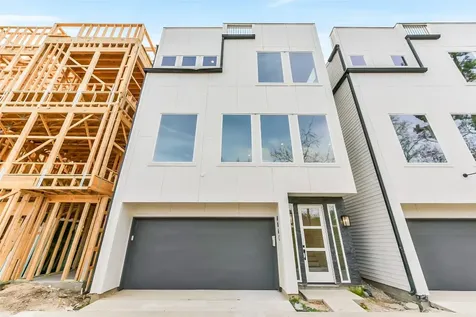 806 Fisher Street D Houston TX 77018