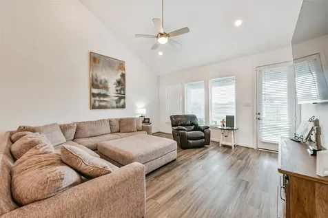 2396 Bishop Lagoon Way La Porte TX 77571