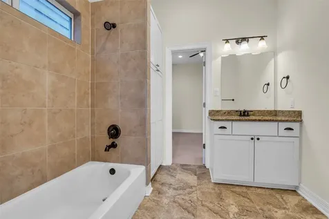 1423 Colorado Street Houston TX 77007