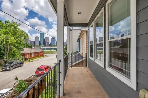1423 Colorado Street Houston TX 77007