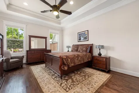 1639 Du Barry Lane Houston TX 77018