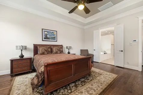 1639 Du Barry Lane Houston TX 77018