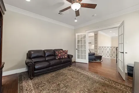 1639 Du Barry Lane Houston TX 77018