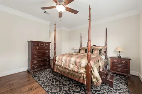1639 Du Barry Lane Houston TX 77018