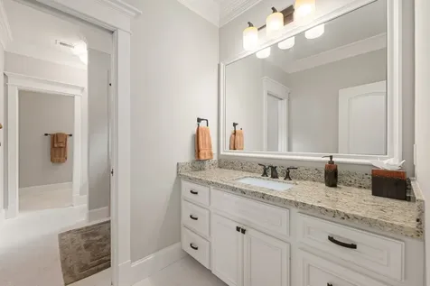 1639 Du Barry Lane Houston TX 77018