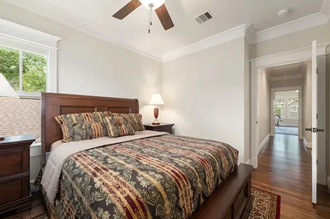 1639 Du Barry Lane Houston TX 77018