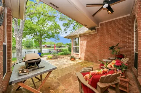 19 Wild Meadow Court The Woodlands TX 77380
