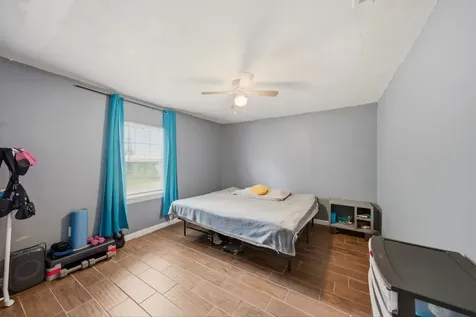 7511 Arnim Street Houston TX 77087