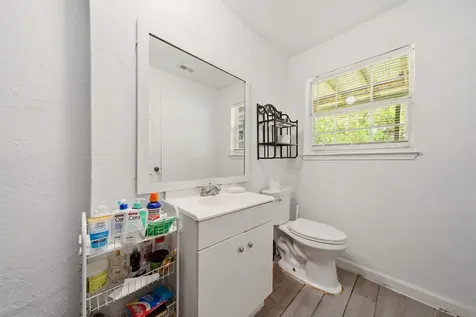 7511 Arnim Street Houston TX 77087