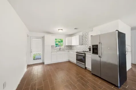 7511 Arnim Street Houston TX 77087