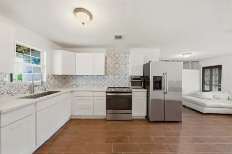 7511 Arnim Street Houston TX 77087