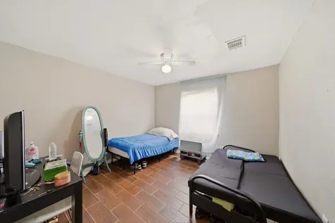 7511 Arnim Street Houston TX 77087