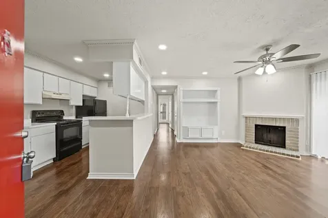 12905 Woodforest Boulevard 204 Houston TX 77015