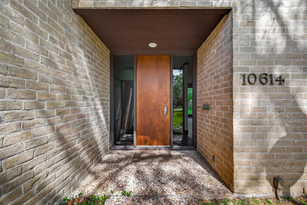 10614 Fairlane Drive Houston TX 77024