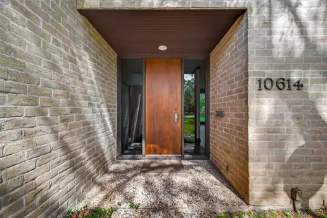 10614 Fairlane Drive Houston TX 77024