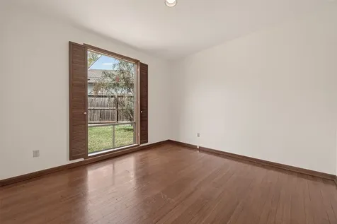10614 Fairlane Drive Houston TX 77024