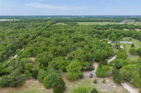 604 Hilton Road Bryan TX 77807