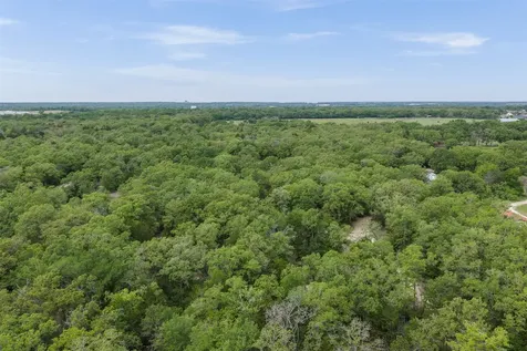 604 Hilton Road Bryan TX 77807