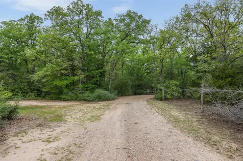 604 Hilton Road Bryan TX 77807