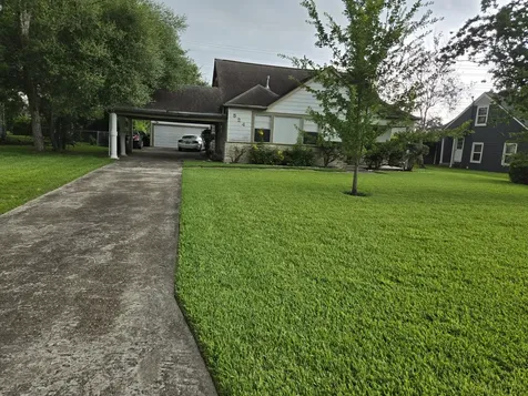 524 W 34th Street Houston TX 77018