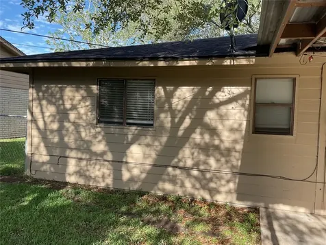5129 Chateaux Drive Bay City TX 77414