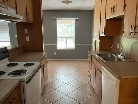 5129 Chateaux Drive Bay City TX 77414