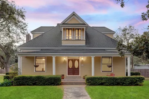 238 Bridge Avenue Glen Flora TX 77443