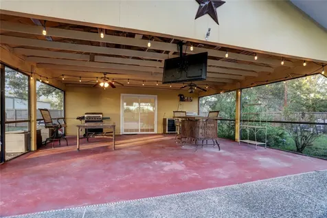 238 Bridge Avenue Glen Flora TX 77443