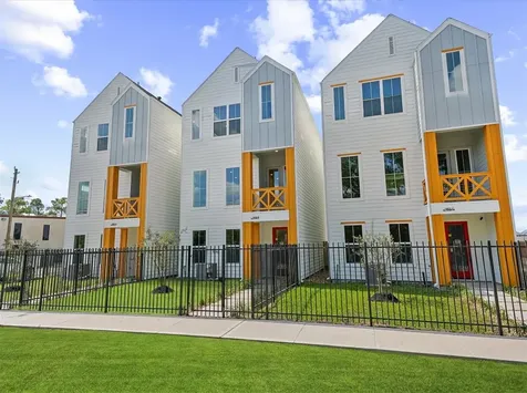 1802 Del Norte Street B Houston TX 77018